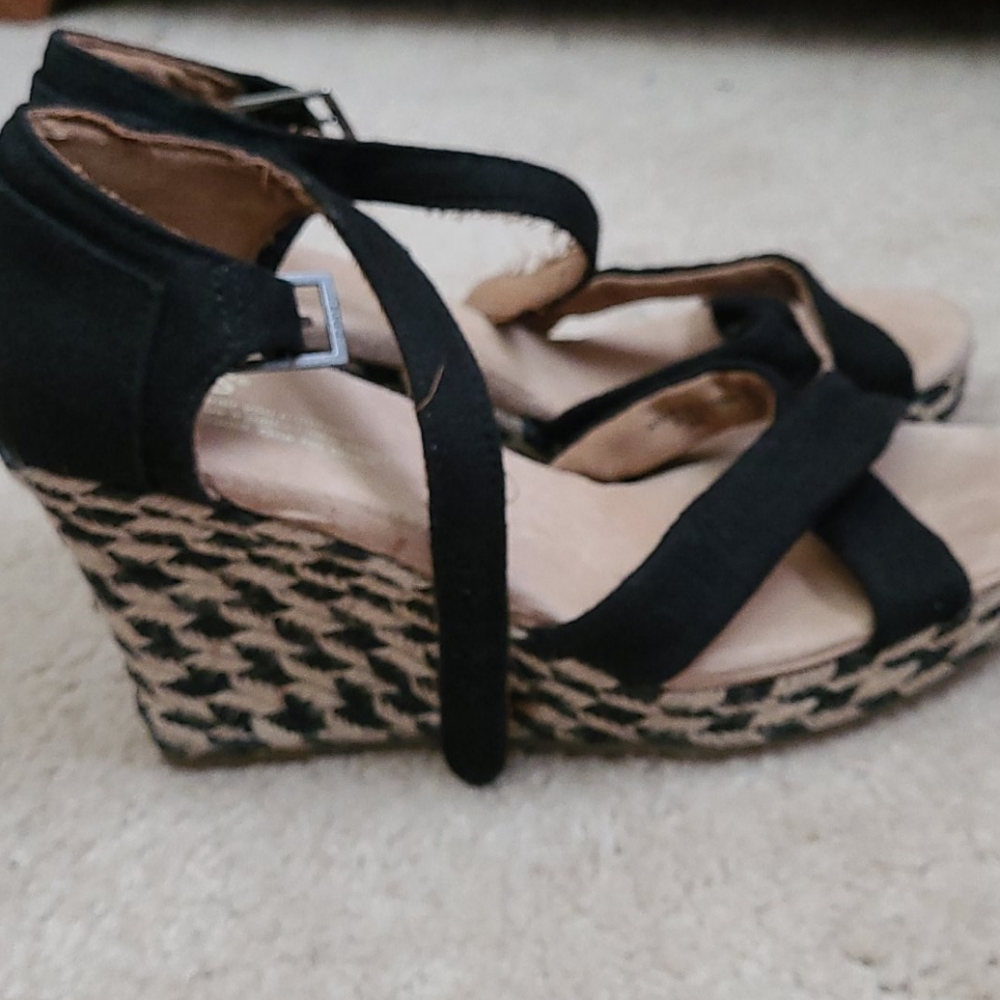 Toms🤎🖤🤎🖤 - Picture 2 of 5